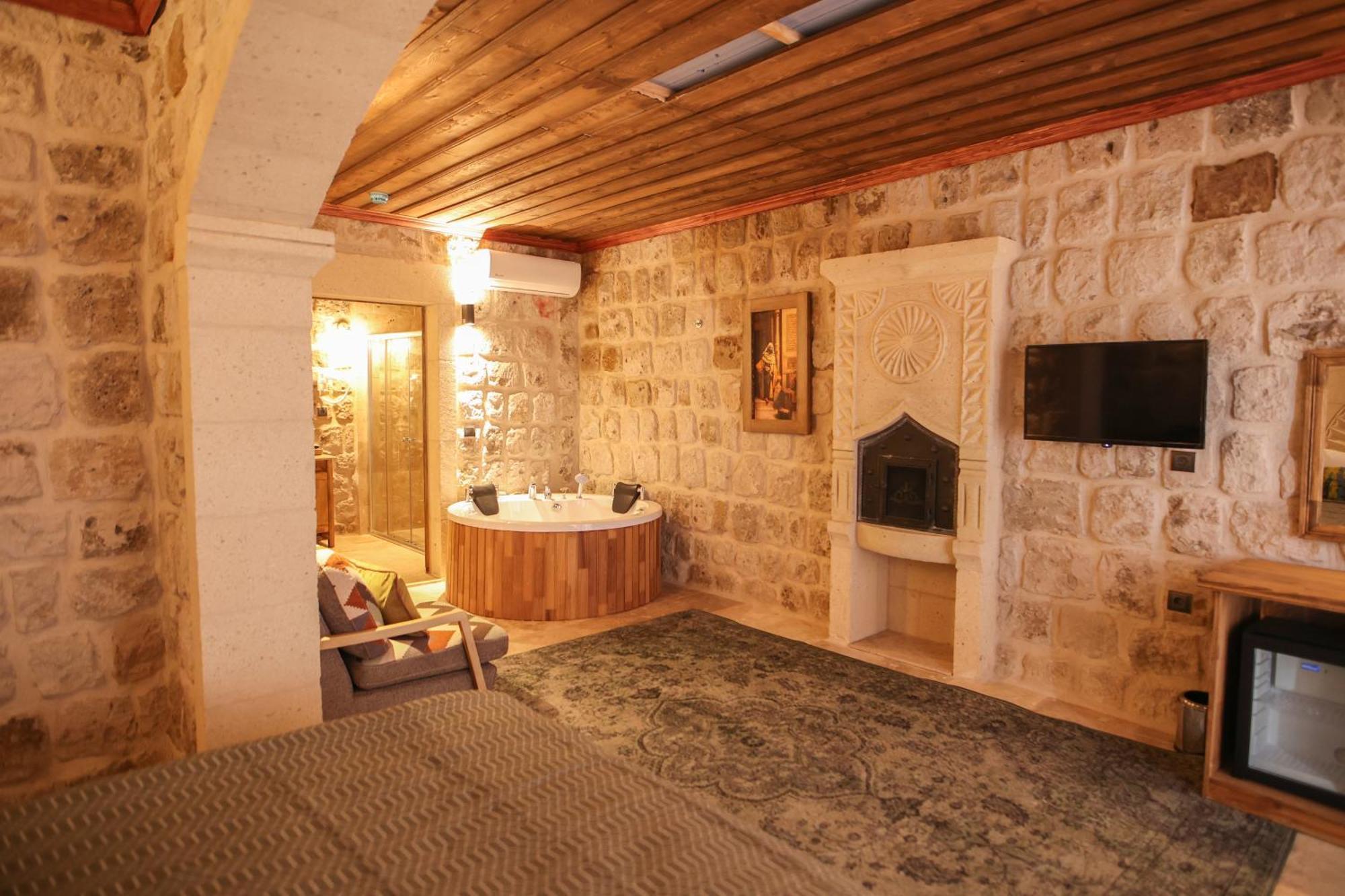 Cappadocia Vita Cave Hotel Ürgüp Bagian luar foto